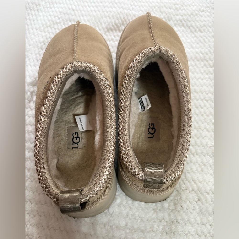 UGG Tan Slip-On Shoes EUC